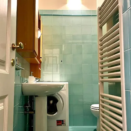 Bibi Apartment- Free Parking Appartement Bologna